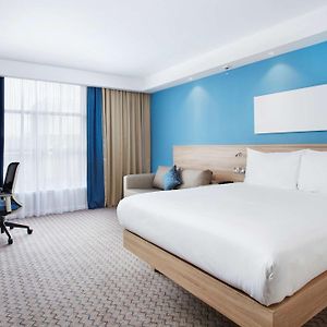 Queen Room Mobility Access